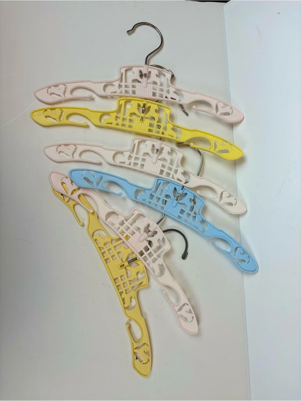 Vintage Babyking Children’s Little Lamb Cutout Hangers-6 pc/multi-pastel colors